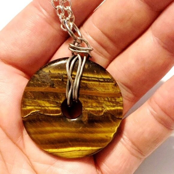 Tiger’s Eye Donut Pendant Necklace – Courage, Focus & Grounded Power - Picture 5 of 7